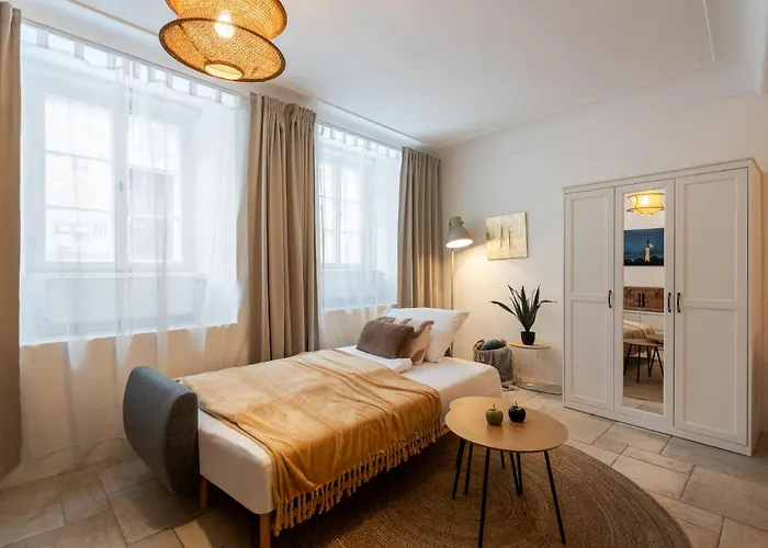Charming Riverside Apt Moments From Charles Bridge By Easybnb Premium Appartamento