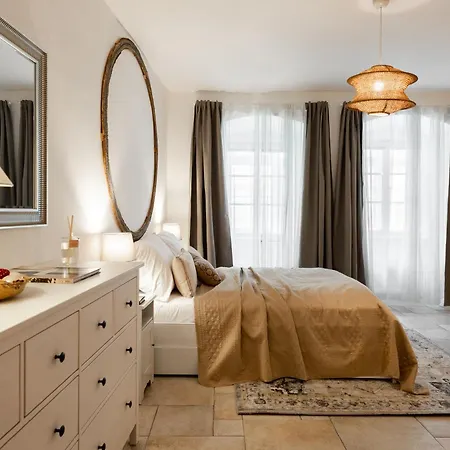 Apartamento Charming Riverside By Charles Bridge *