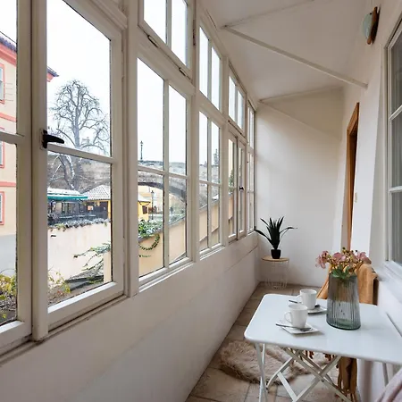 Charming Riverside Moments From Charles Bridge By Easybnb Premium Appartement *