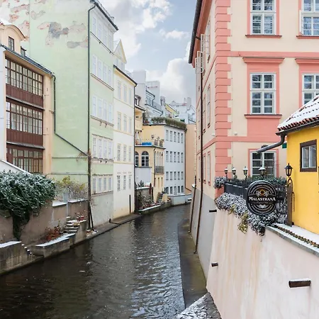 Charming Riverside Moments From Charles Bridge By Easybnb Premium