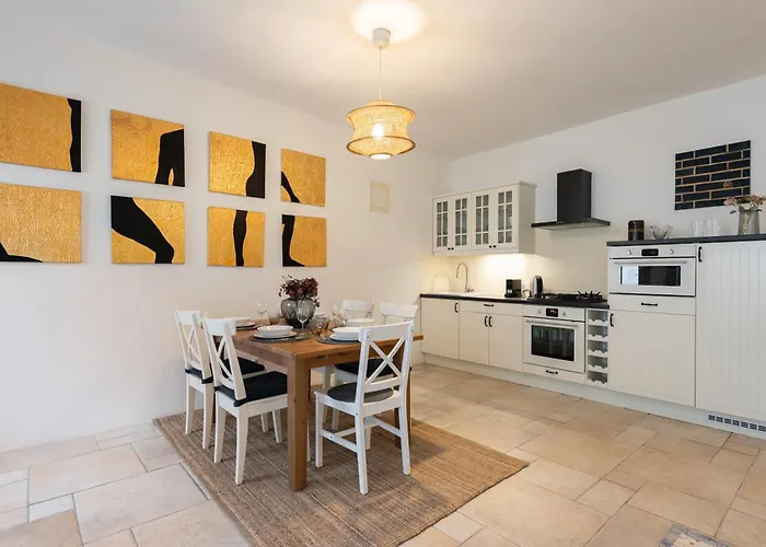 Charming Riverside By Charles Bridge Apartamento Praga