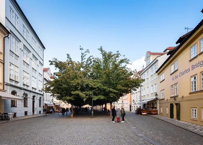 Charming Riverside By Charles Bridge Appartamento *